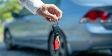 Українцям можуть дозволити безмитне ввезення авто: які умови пропонують