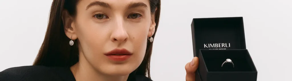 Ювелірні прикраси з дорогоцінним камінням