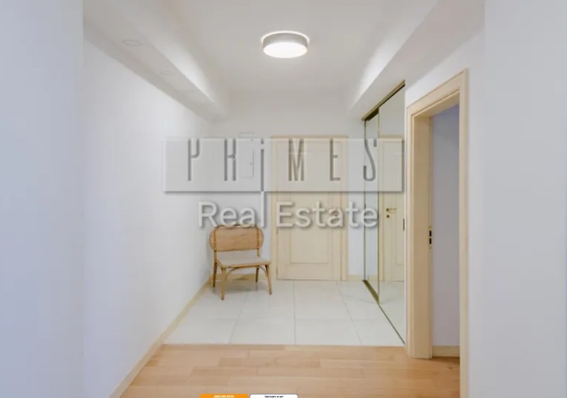 Оренда житла у Києві: який вигляд має квартира за 130 тис. грн з видом на Софійську площу