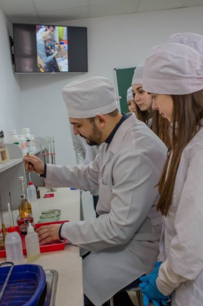 Вибір ВНЗ у Запоріжжі: навчання в Україні та за кордоном