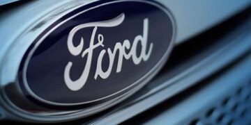 Ford відкликає близько 140 тисяч авто у США