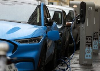 Частка електрокарів в ЄС сягнула 19,4%