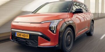 KIA зробила EV3 потужнішим: нова версія отримала повний привід і запас ходу до 572 км
