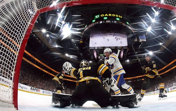 НХЛ: Кароліна та Колорадо святкують перемоги