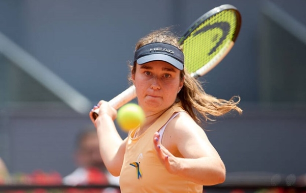 Снігур не встояла в матчі на корті із сильною суперницею