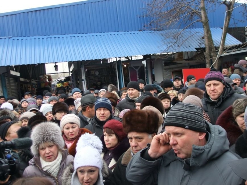 У Донецьку знищують легендарний ринок &laquo;Аквілон&raquo;: підприємці просять Бастрикіна про &laquo;захист права на труд&raquo;, - ВІДЕО