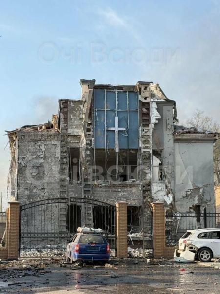 У Запоріжжі внаслідок ворожого удару загинула людина, є поранені, пошкоджено молитовний дім