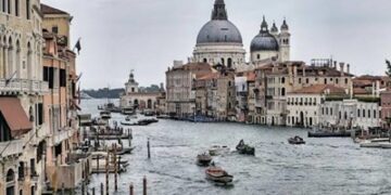 Венеція може піти під воду: вчені пропонують радикальні рішення