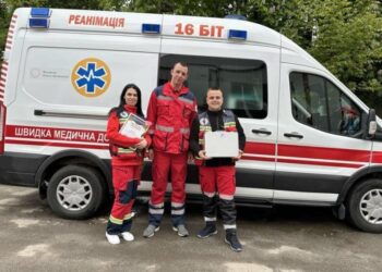 12 хвилин між життям і смертю: як тернопільські медики «витягнули» пацієнта з того світу після зупинки серця