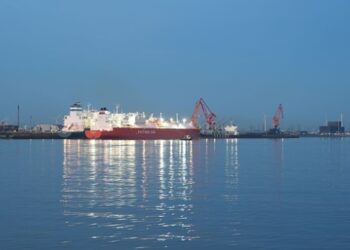 Китай збагачується на перепродажі газу з РФ – ЗМІ