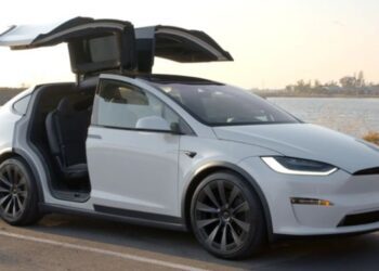 Tesla завершила виробництво Model S і Model X