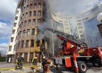 Наслідки катастрофічні: росіяни пошкодили 25 споруд у Харкові за добу