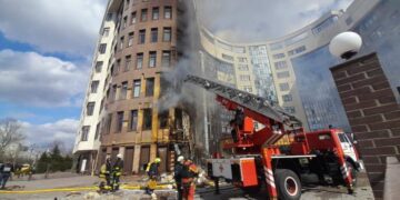 Наслідки катастрофічні: росіяни пошкодили 25 споруд у Харкові за добу