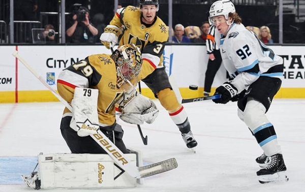 НХЛ: Вегас не втримався проти Юти