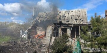 Поліція евакуювала з Оріхова двох людей