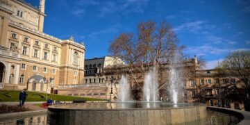 У центрі Одеси оживають фонтани: вже п’ять працюють