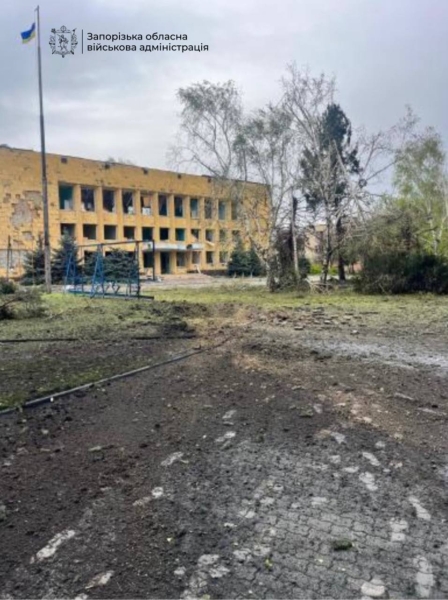 Ворог вдарив по Запорізькому району: поранені семеро людей, &ndash; голова ЗОВА