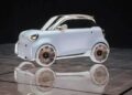 Незвичайний бюджетник Smart від Mercedes і Geely показали на нових фото