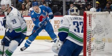 НХЛ: Колорадо та Ванкувер влаштували гольове шоу