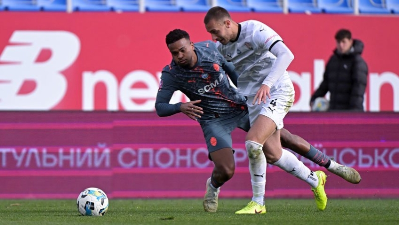 Голи Оба та Бондаренко приносят  перемогу &laquo;Шахтарю&raquo; у матчі з &laquo;Зорею&raquo;, - ФОТО, ВІДЕО