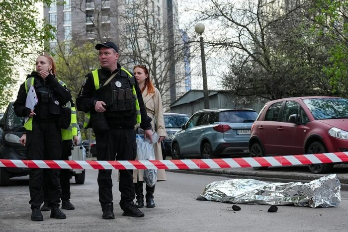 Терорист у Києві вбив подружжя, їхній 11-річний син залишився сиротою