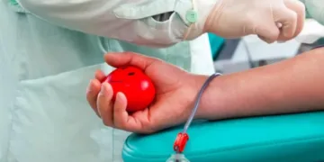 Терміново потрібні донори: у Тернополі дефіцит IV негативної крові