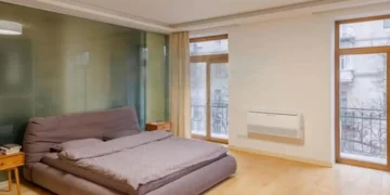 Оренда житла у Києві: який вигляд має квартира за 130 тис. грн з видом на Софійську площу