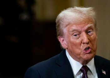 Трамп стверджує, що президент Ірану попросив припинити вогонь