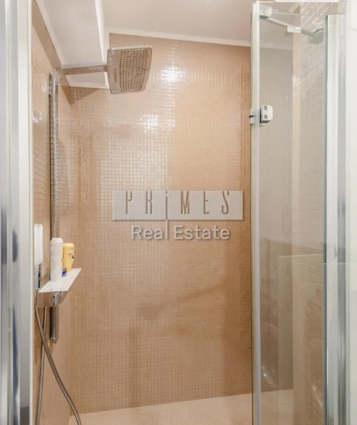 Оренда житла у Києві: який вигляд має квартира за 130 тис. грн з видом на Софійську площу