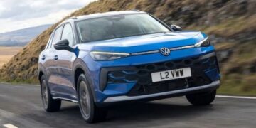 Новий недорогий кросовер Volkswagen на базі Golf показали в деталях (ФОТО)