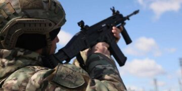 Ворог поранив двох людей у Біленькому