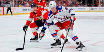 НХЛ: успішна ніч для Тампи та Флориди