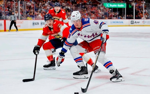 НХЛ: успішна ніч для Тампи та Флориди