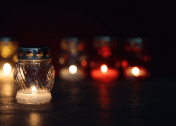 Хмельницька громада провела в останню путь двох захисників – Дмитра Крикливого та Руслана Лучака