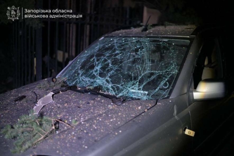 У Запоріжжі внаслідок атаки дронів поранено чоловіка
