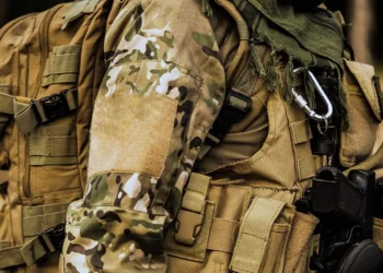 Тактичний чоловічий одяг