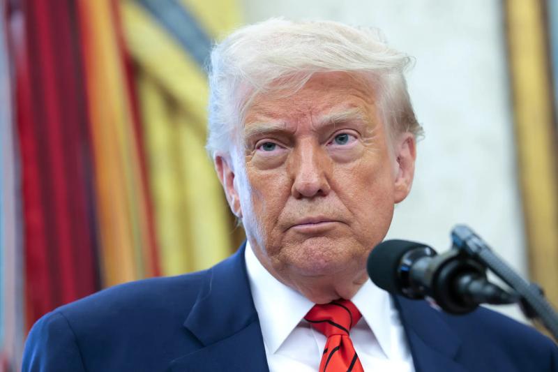 Трамп стверджує, що президент Ірану попросив припинити вогонь