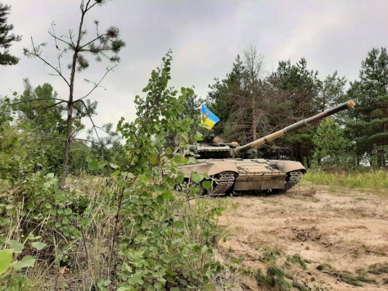 Ситуація на фронті на ранок 25 квітня: протягом доби відбулося 236 бойових зіткнень