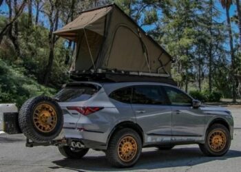 Великий і потужний кросовер від Honda перетворили на позашляховий автодім (ФОТО)