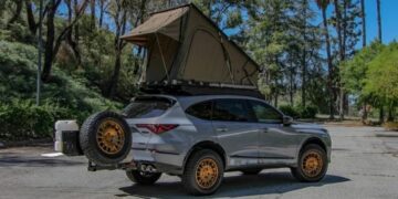 Великий і потужний кросовер від Honda перетворили на позашляховий автодім (ФОТО)