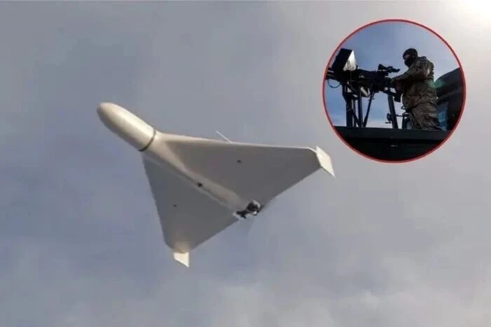 У Києві лунають вибухи, працює ППО