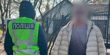 У Харкові затримали чоловіка, який кидав гранати і поранив ножем військового ТЦК