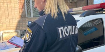 На Одещині викрили незаконний продаж небезпечних предметів