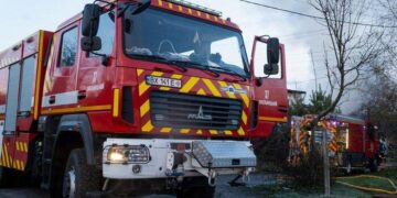 Гараж, авто та господарча споруда: на Хмельниччині сталося п’ять пожеж