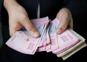 “15 000 грн зарплати на місяць”: роботодавці терміново кличуть працювати на вакансії працьовитих українців