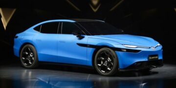 Зовсім не схожий на звичні «пасати»: Volkswagen виводить на ринок новий електричний седан