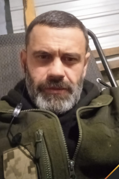 Хмельницька громада провела в останню путь двох захисників - Дмитра Крикливого та Руслана Лучака