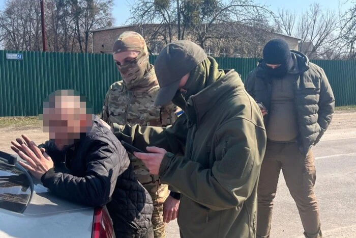 Здавав військові об&rsquo;єкти за криптовалюту: жителю Київщини загрожує довічне