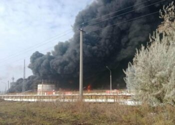 Українські військові уразили одразу чотири великі нафтові об’єкти в РФ