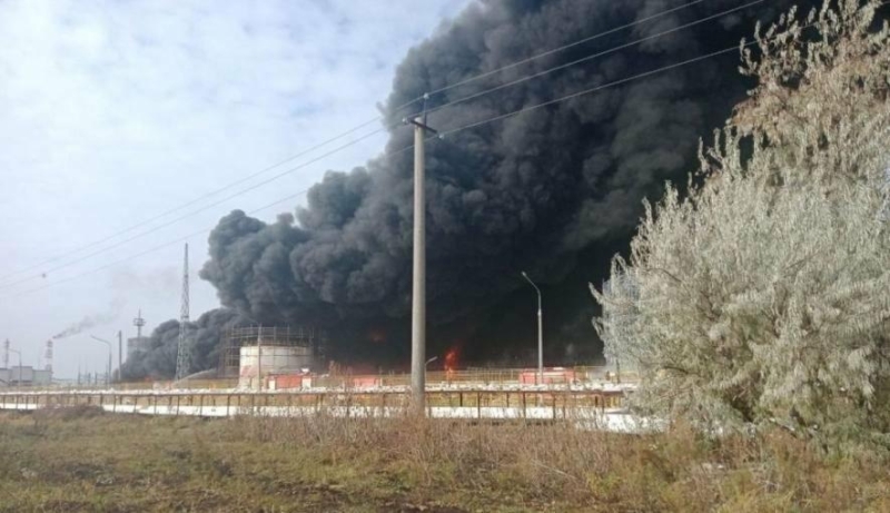 Українські військові уразили одразу чотири великі нафтові об'єкти в РФ